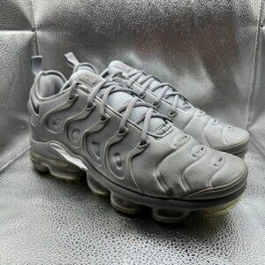 Size‎ 10.5 Nike Air Vapormax Plus Wolf Gray Low Top Mens Sneakers 924453-005